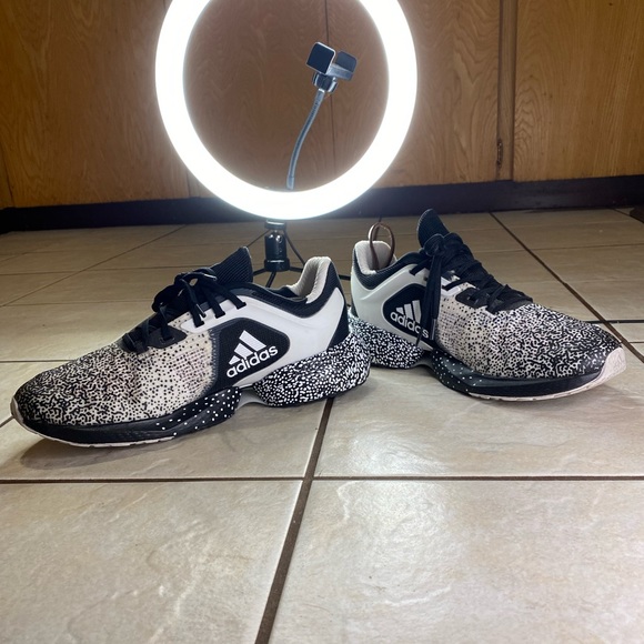 Adidas Mens Alphatorsion Running Shoes Black White FV6140 Lace Up Low Top 11 - Picture 2 of 11